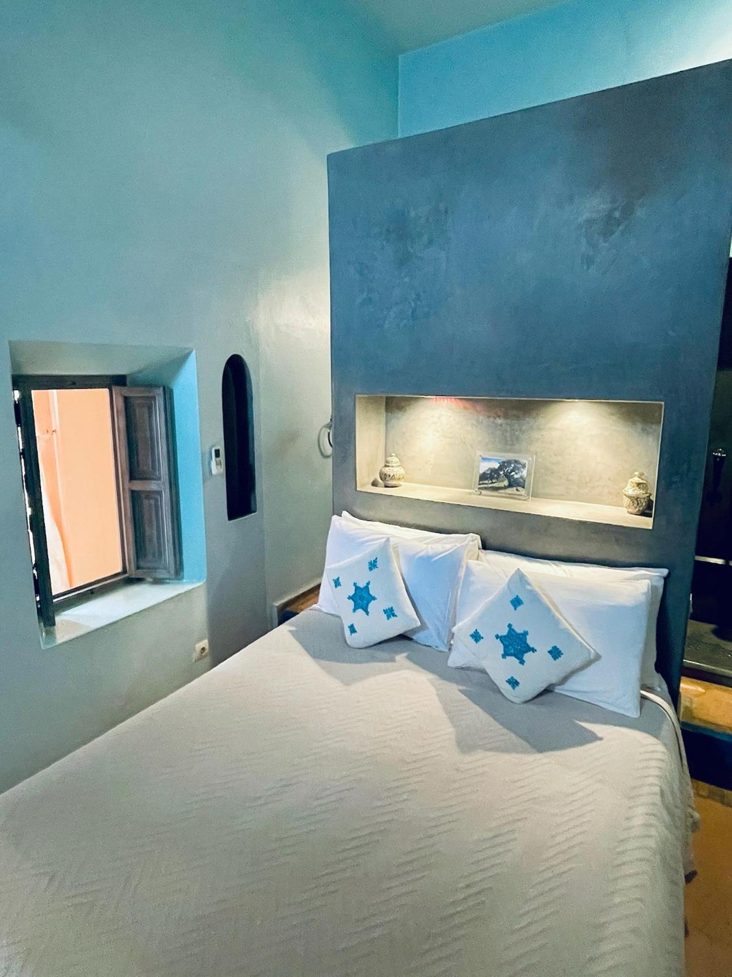Exclusive And Stylish 4-Bedroom Riad With Plunge Pool Марракеш Экстерьер фото